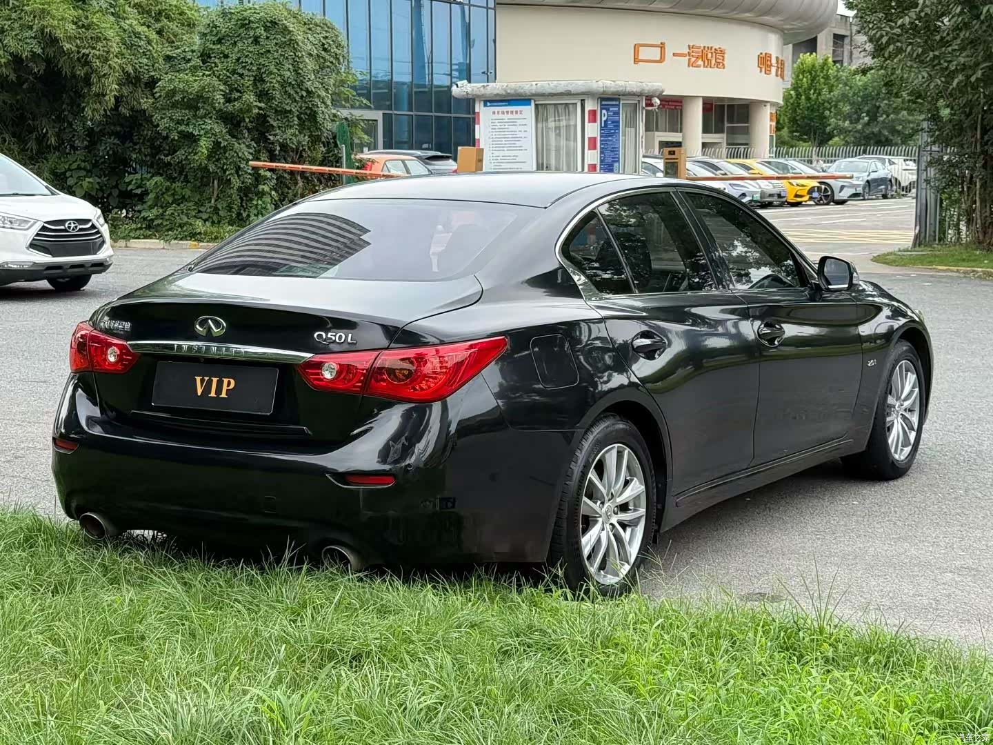 Infiniti Q50L, 2015 7