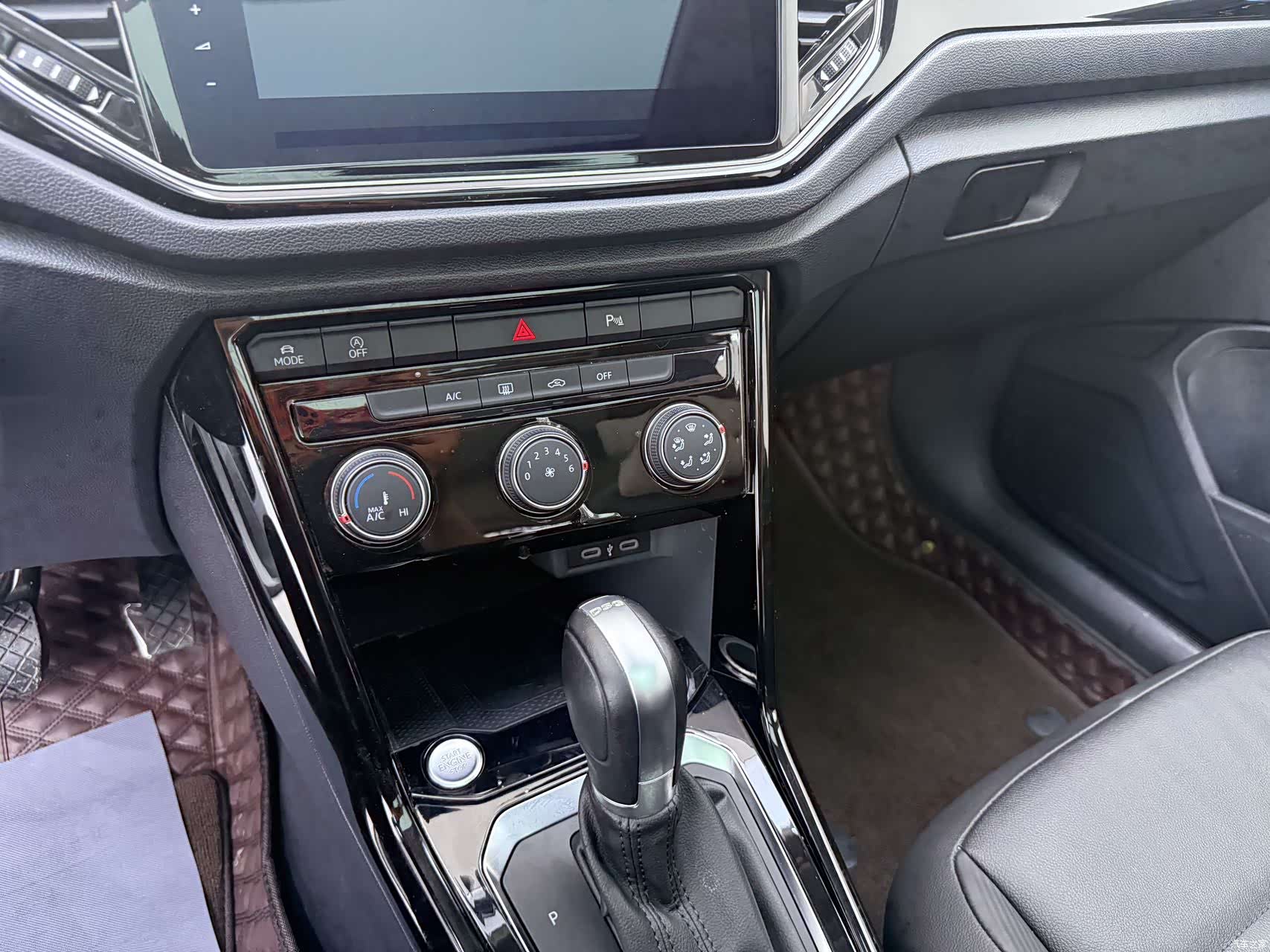 Volkswagen T-ROC, 2022 13