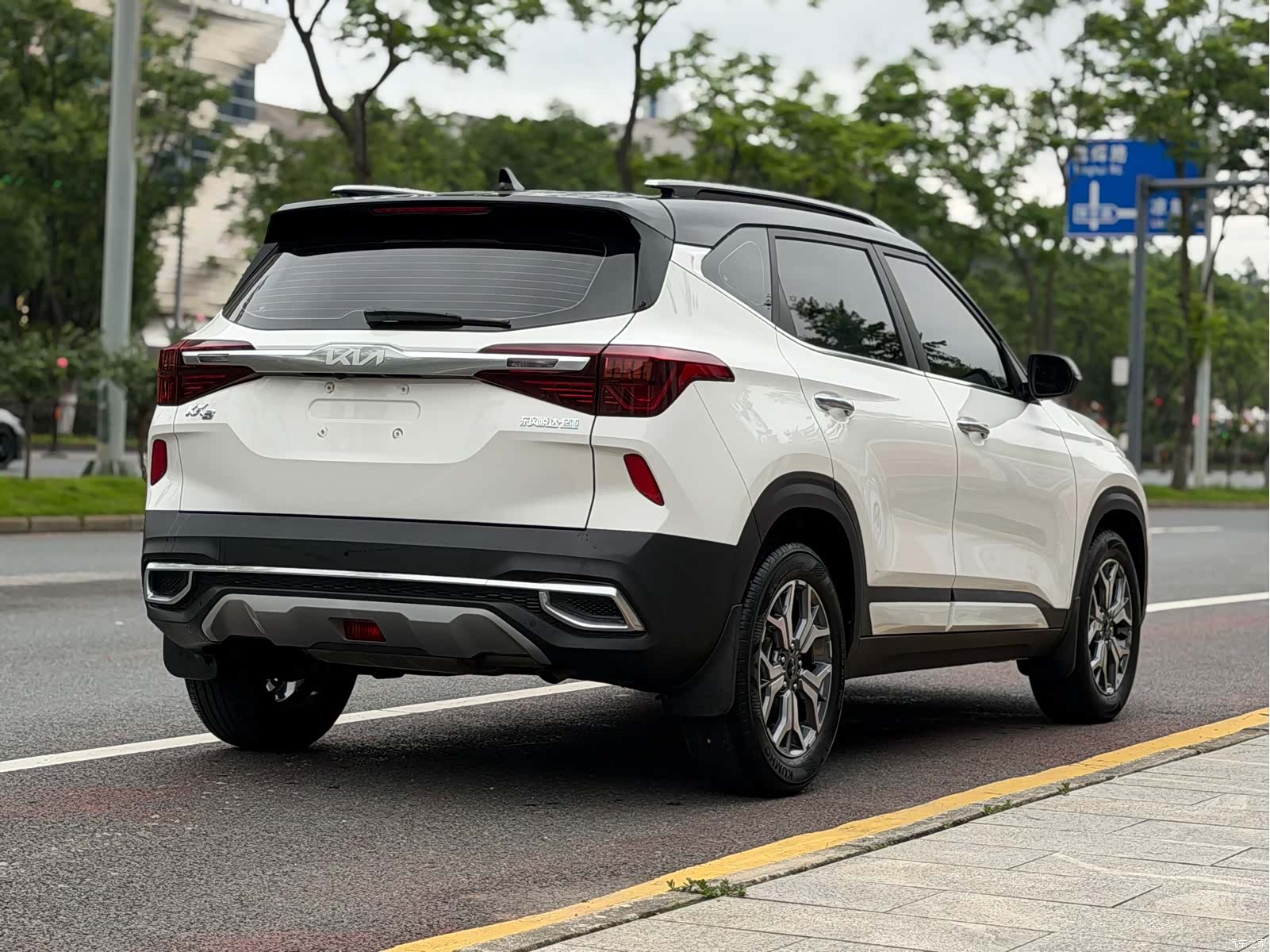 Kia KX3, 2022 4