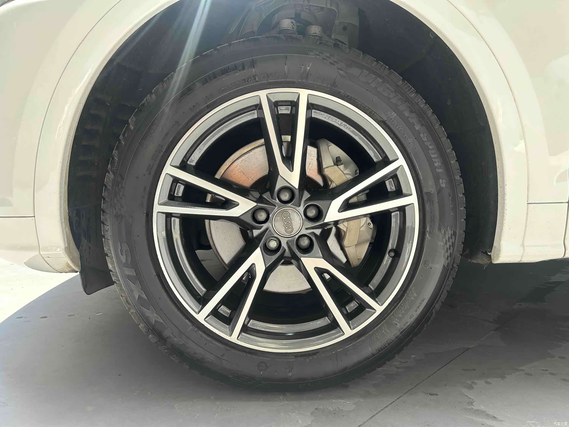 Audi Q5L, 2019 12