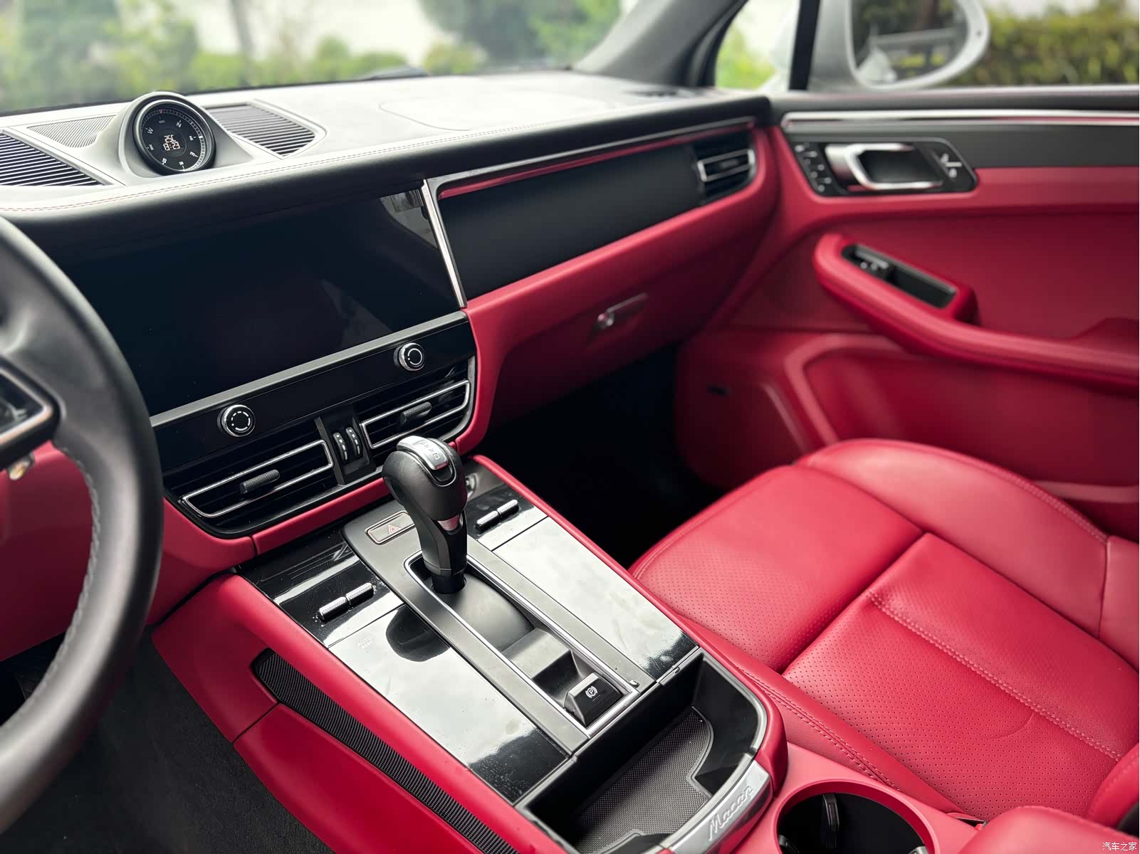 Porsche Macan, 2022 22
