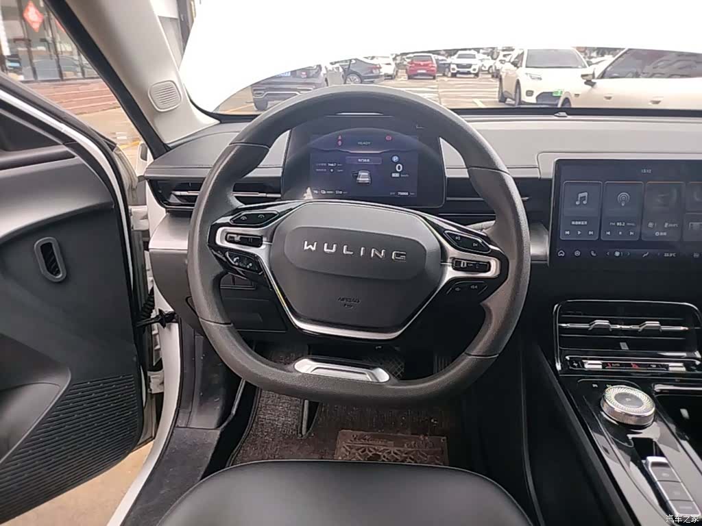 Wuling E5, 2024 11