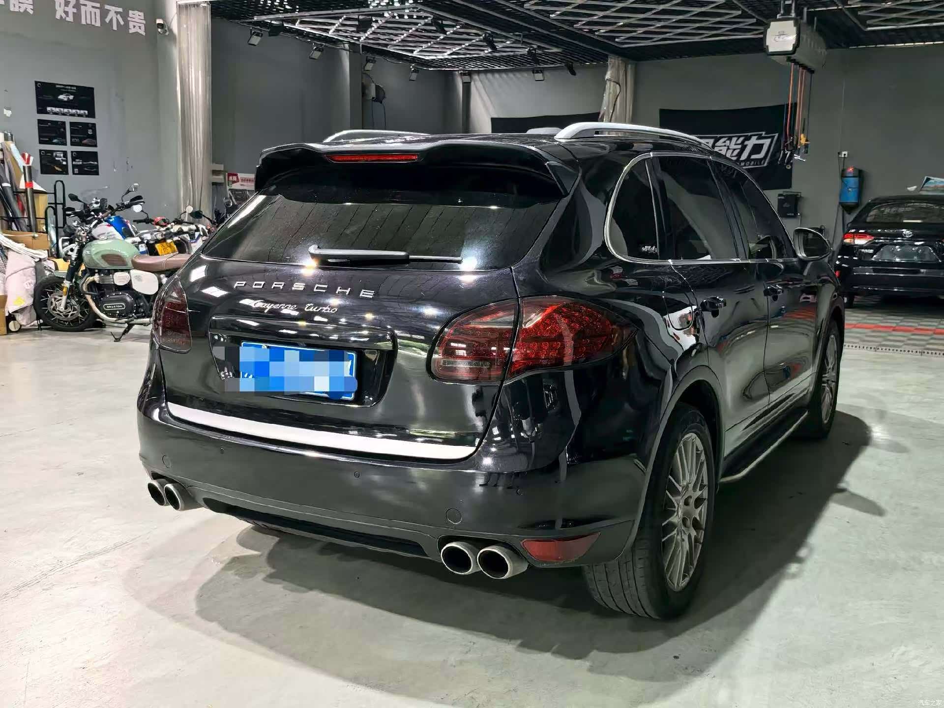 Porsche Cayenne, 2011 2