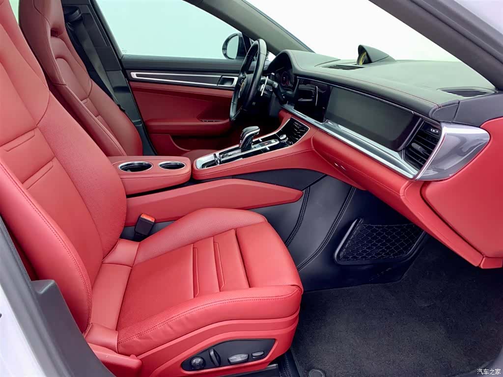 Porsche Panamera, 2023 15