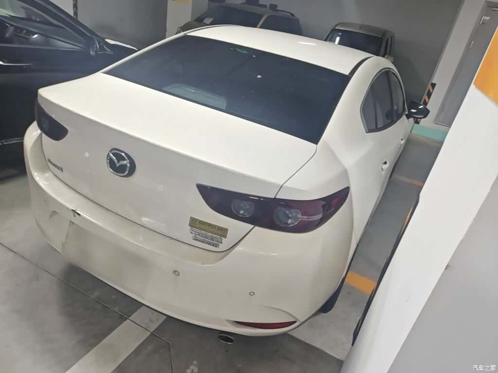 Mazda Mazda3, 2020 7