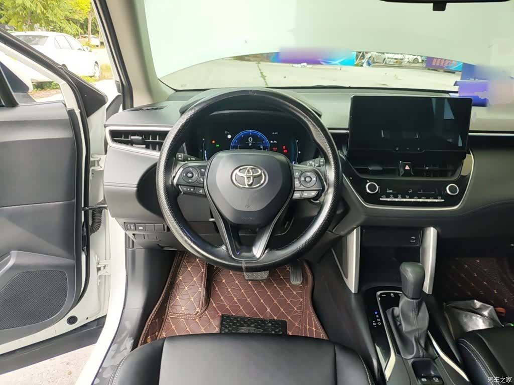 Toyota Corolla, 2023 11