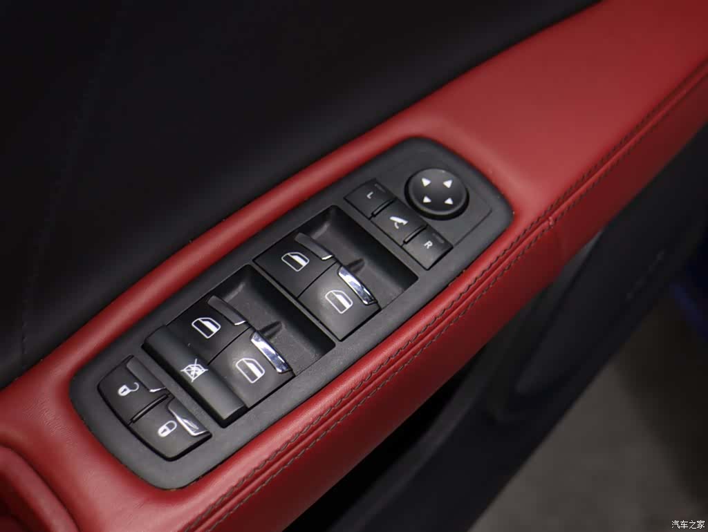 Maserati Ghibli, 2024 23