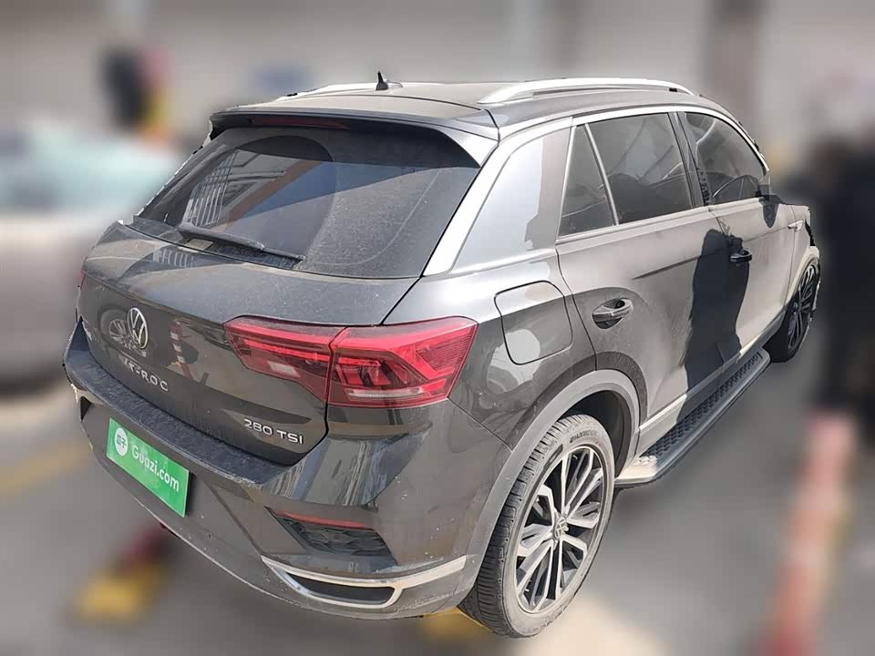 Volkswagen T-ROC exploring Songs