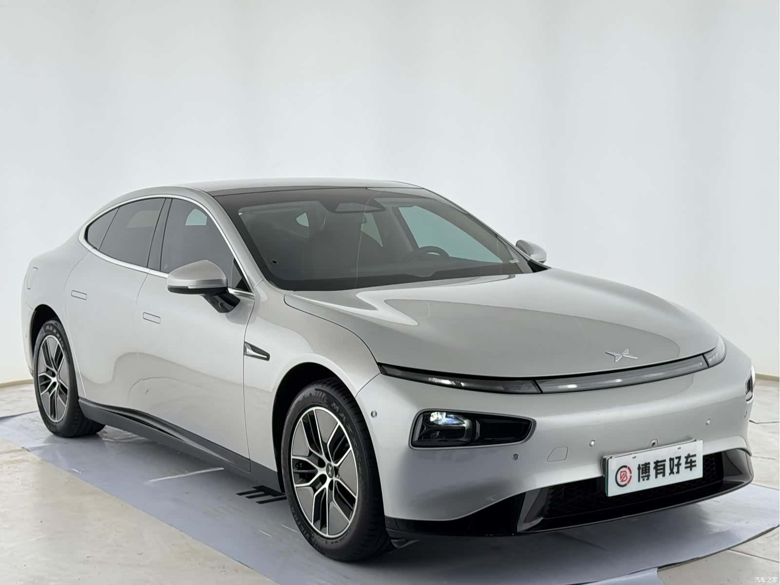 Xpeng P7, 2023 4