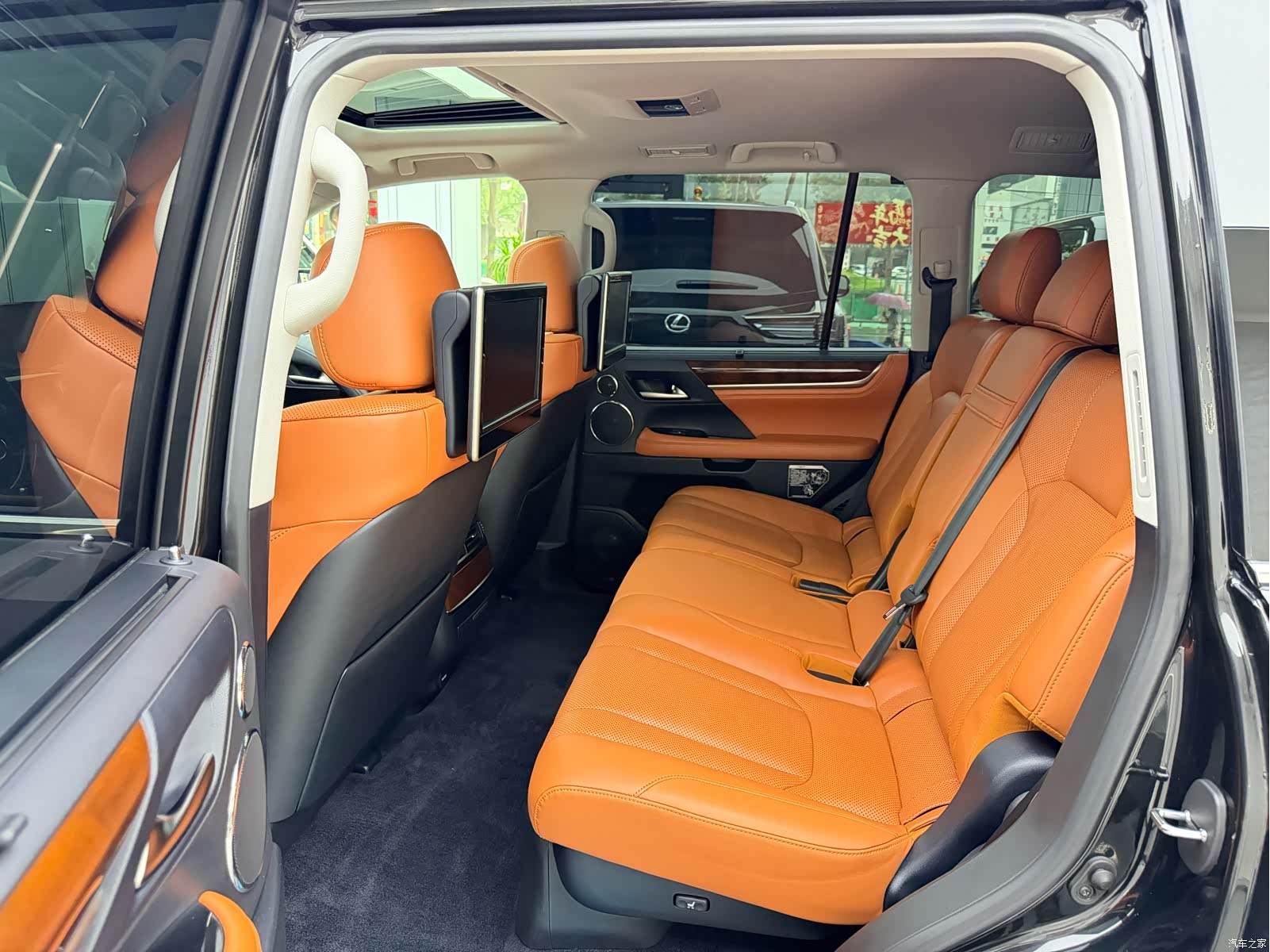 Lexus LX, 2017 все фото