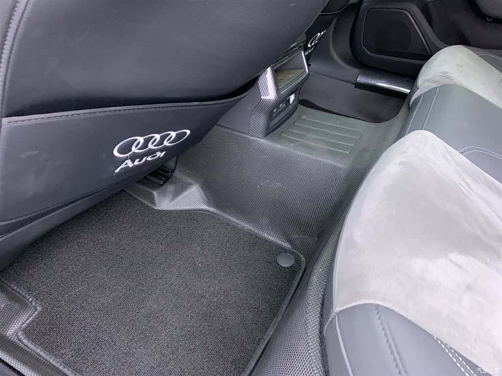Audi A6L, 2024 26