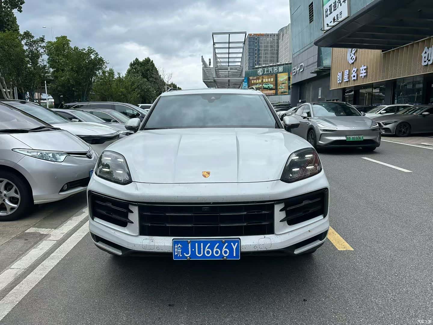 Porsche Cayenne, 2025 2