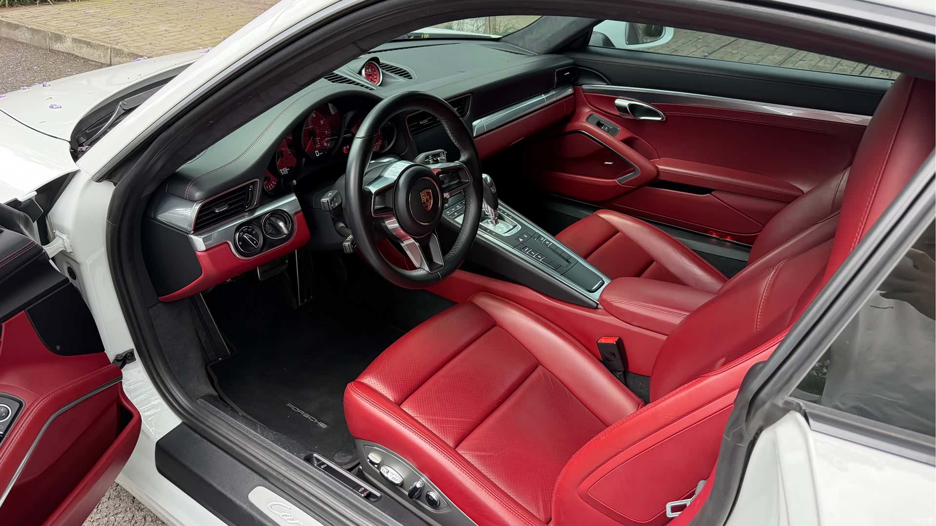 Porsche 911, 2018 9