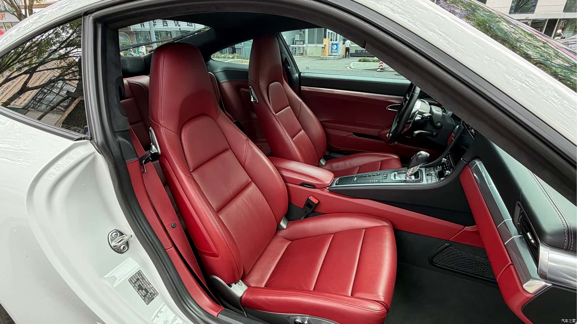 Porsche 911, 2018 14