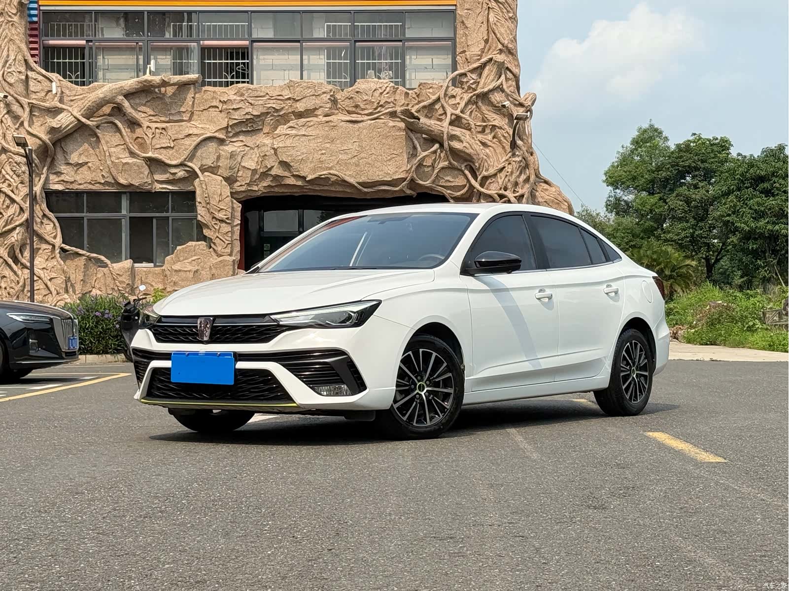 Roewe i5, 2023 1