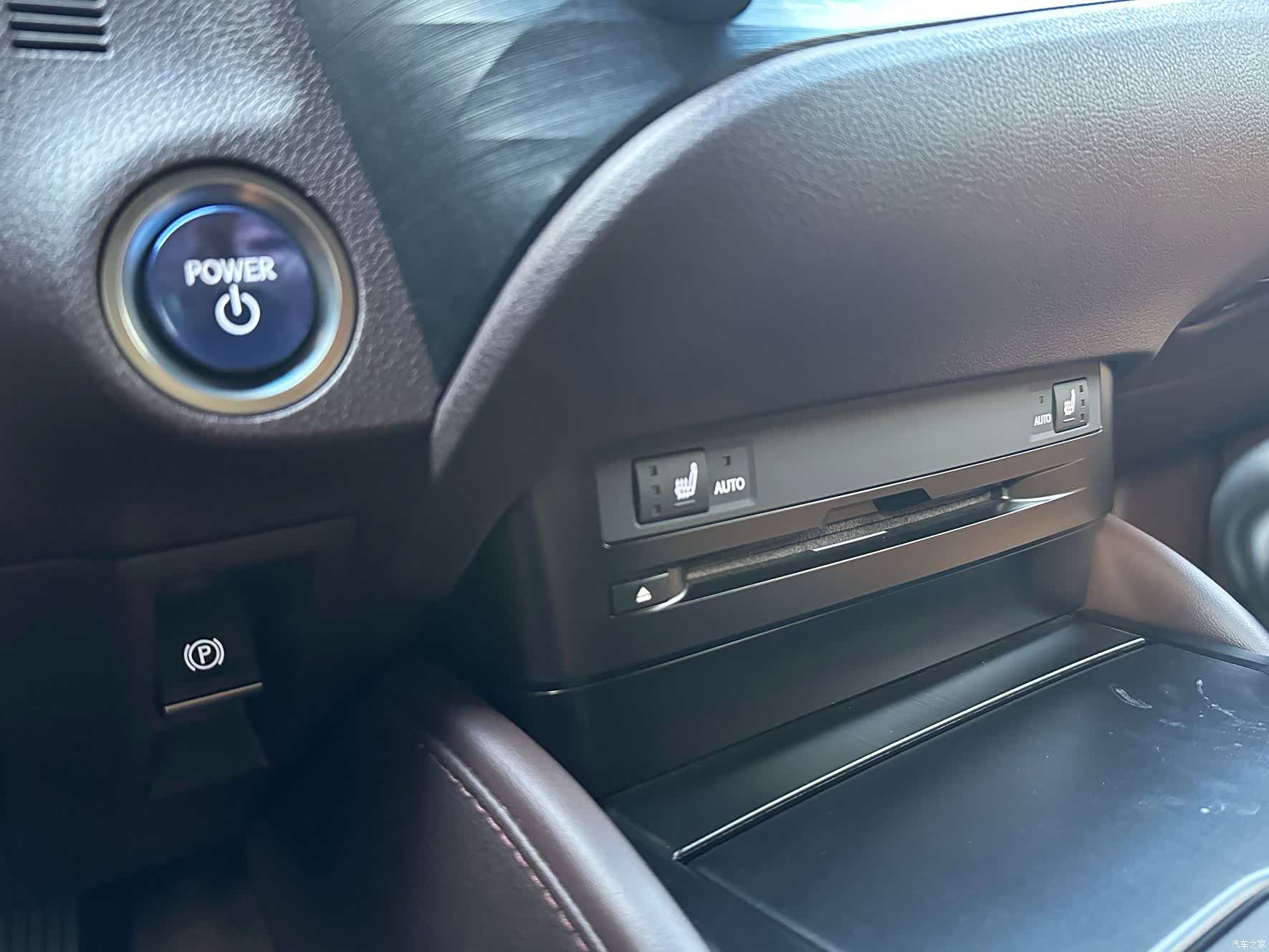 Lexus ES, 2020 16