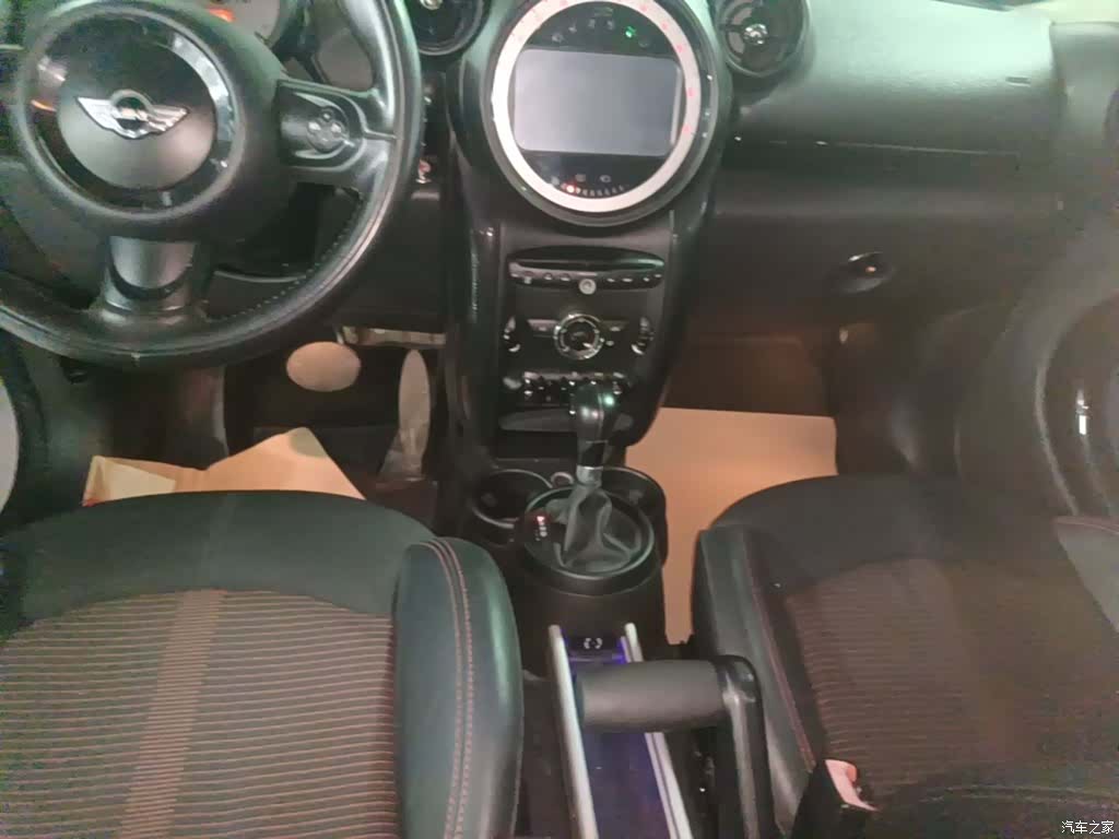 Mini Countryman, 2015 14