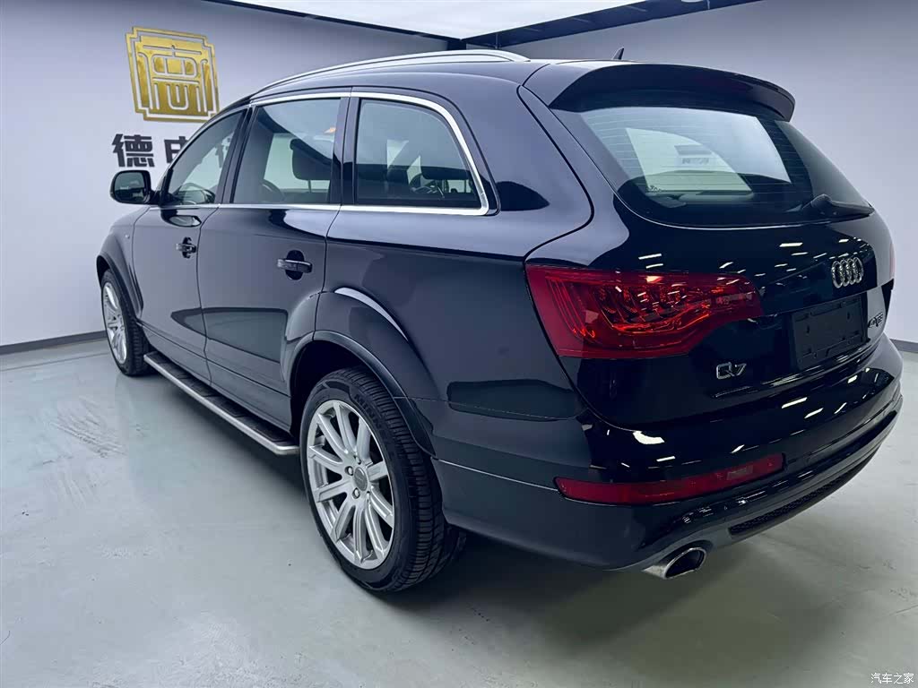 Audi Q7, 2013 4