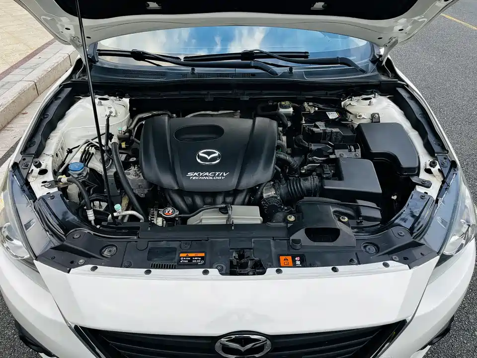 Mazda 3 Angkesaila