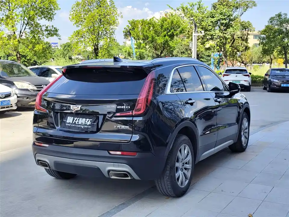 Cadillac XT4
