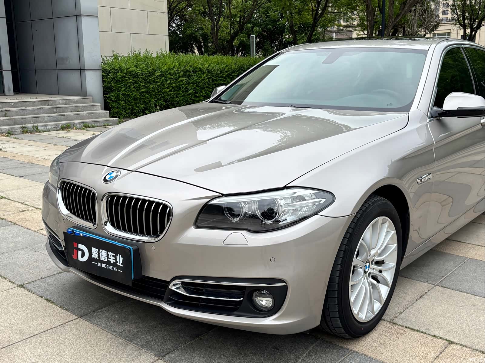 BMW 5 Series, 2014 9