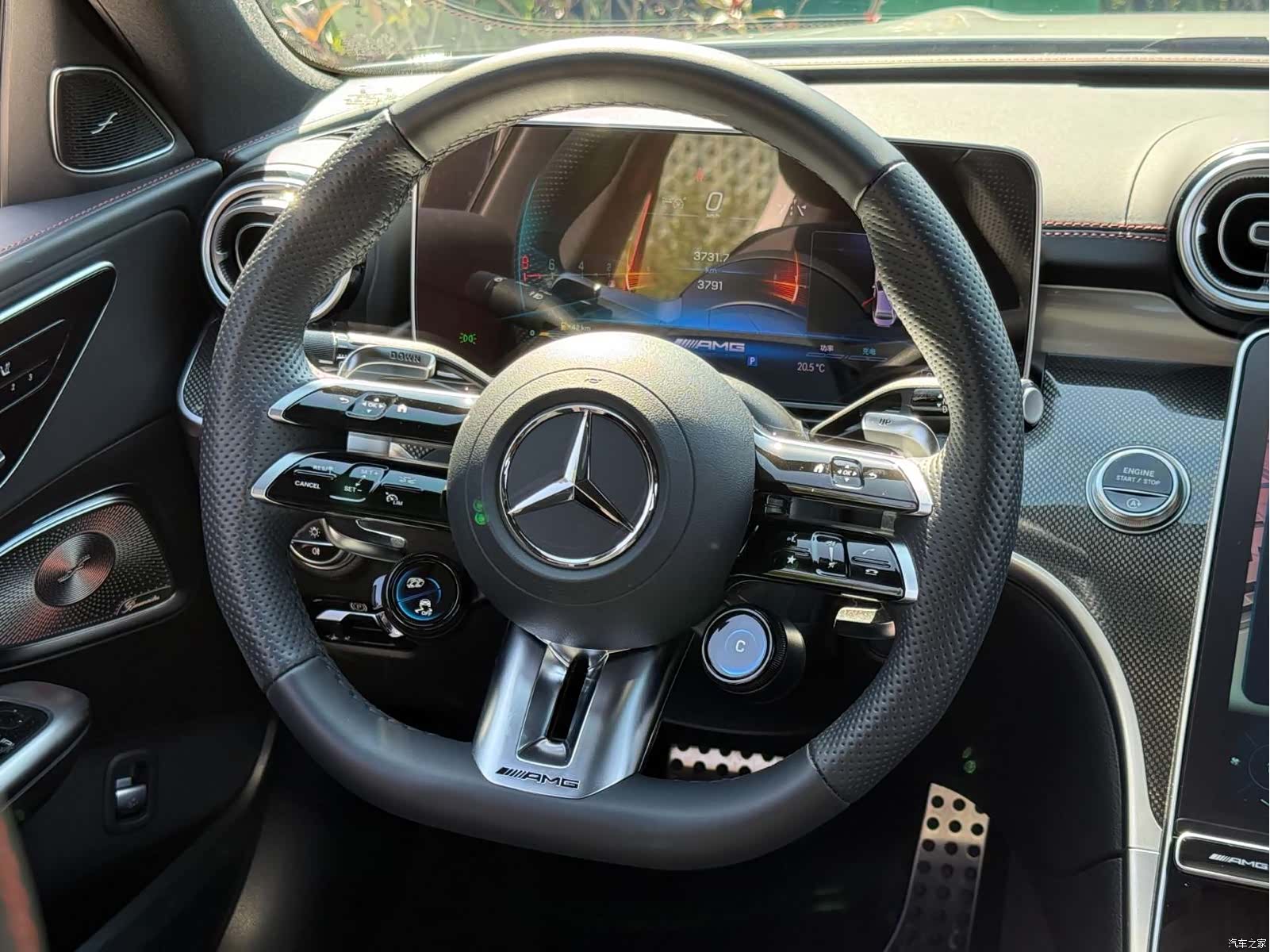 Mercedes-Benz C-Class, 2025 17