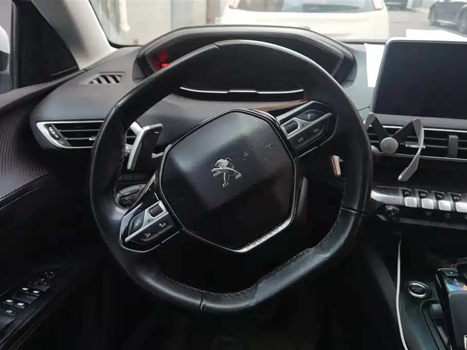 Peugeot 4008