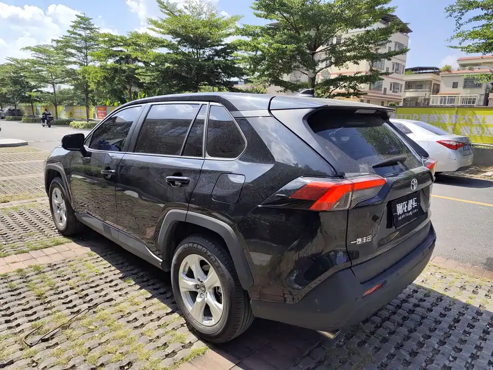 Toyota RAV4 Rongfang