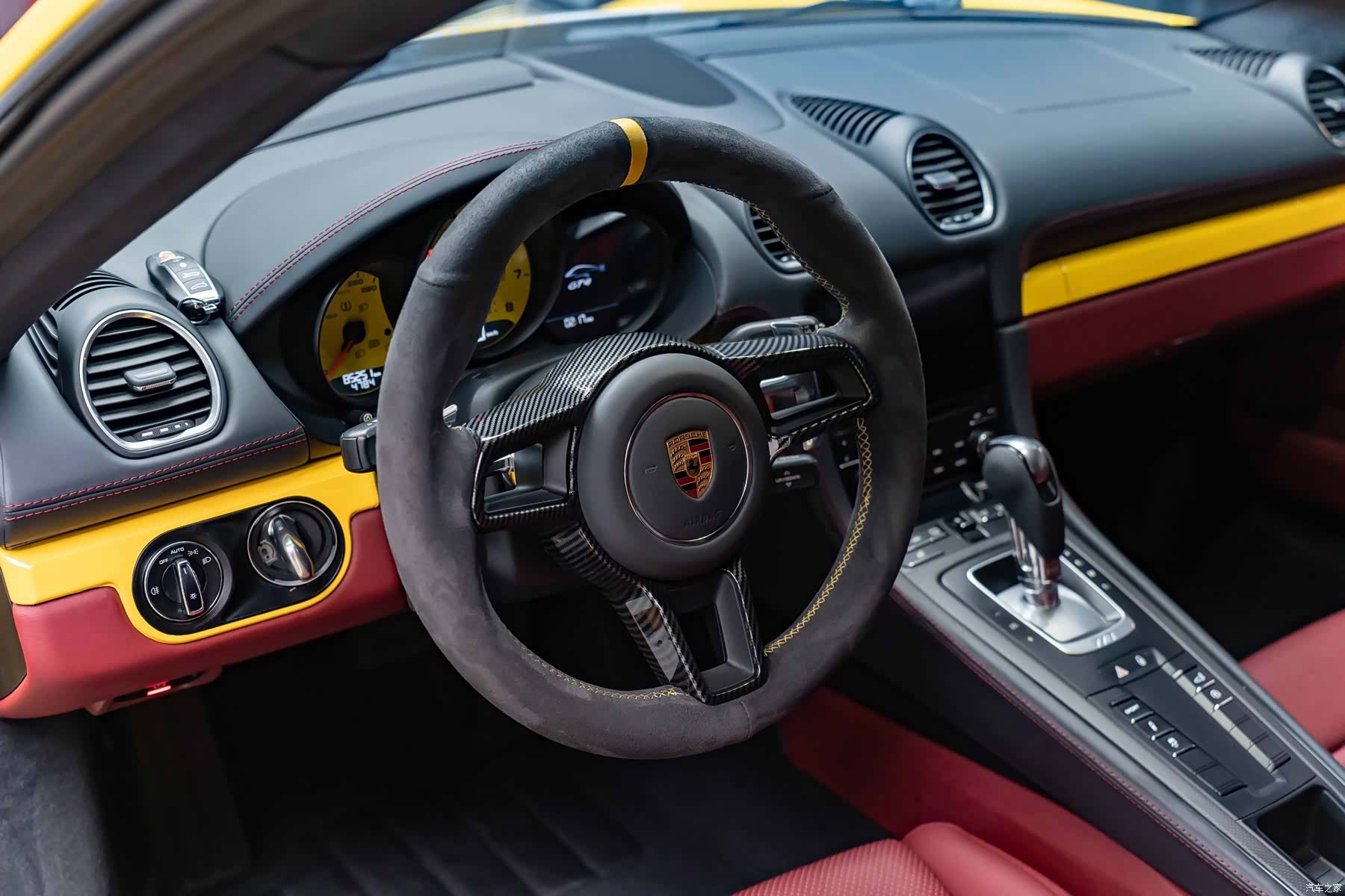 Porsche Cayman, 2018 6