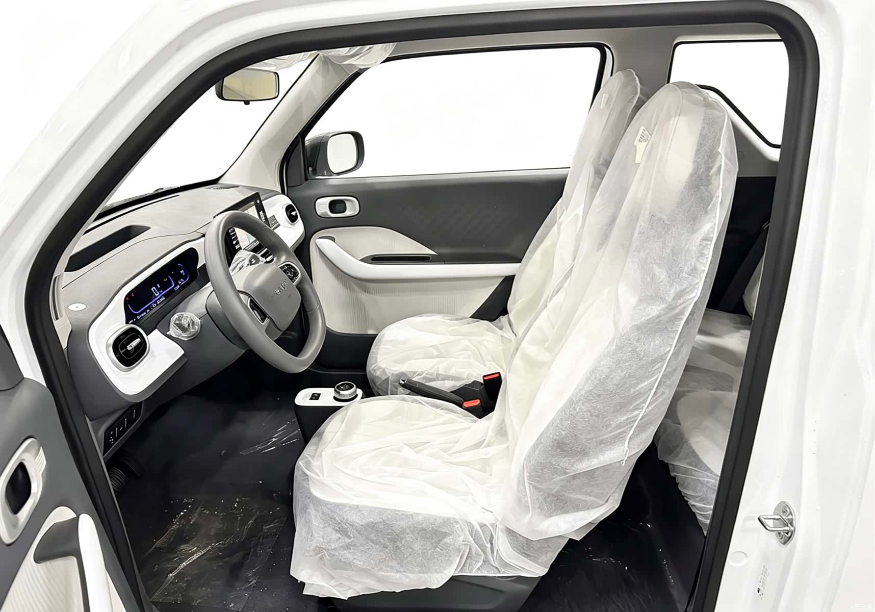 Geely Panda, 2026 все фото