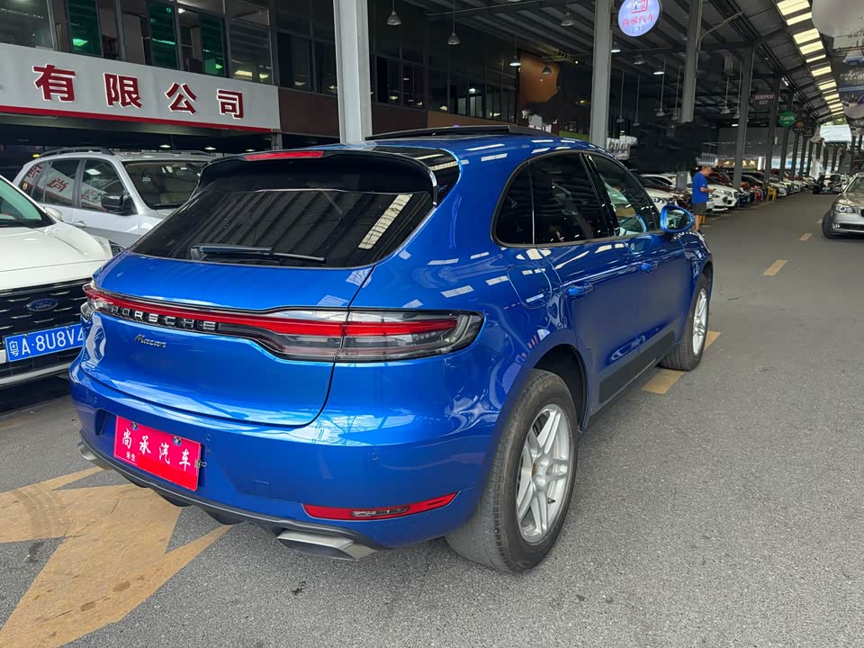 Porsche Macan