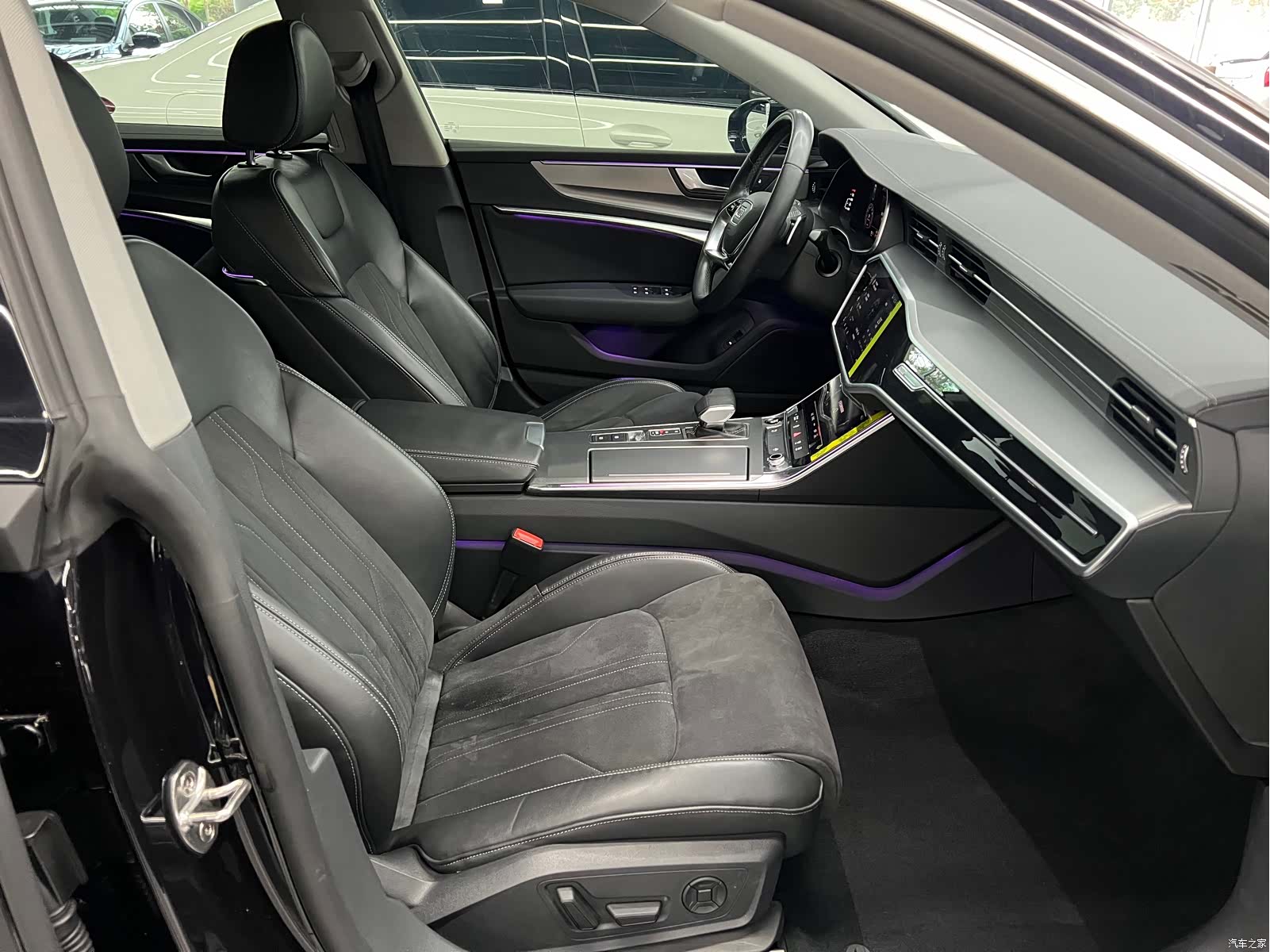 Audi A7L, 2023 8
