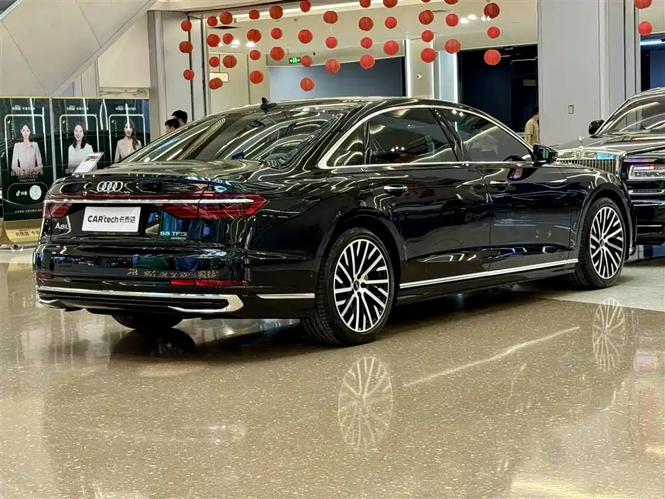 Audi A8