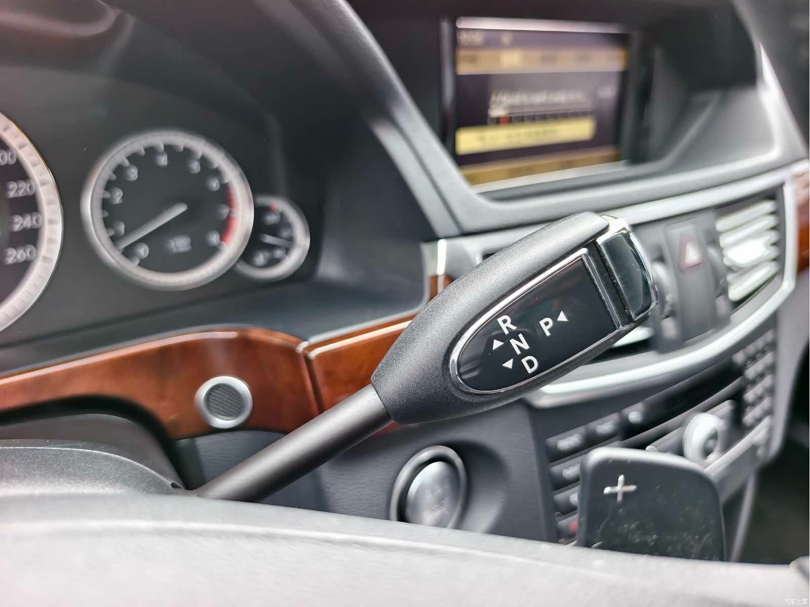 Mercedes-Benz E-Class, 2012 все фото