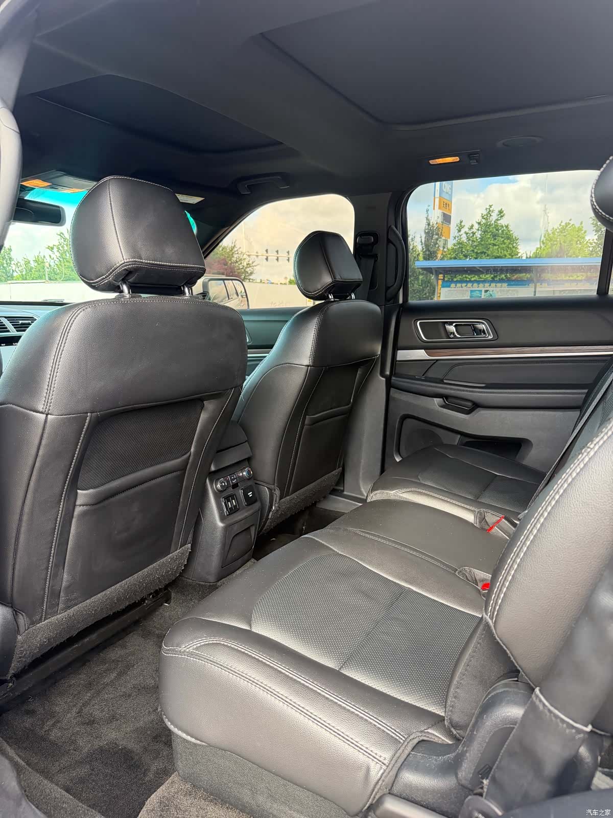 Ford Explorer, 2018 11