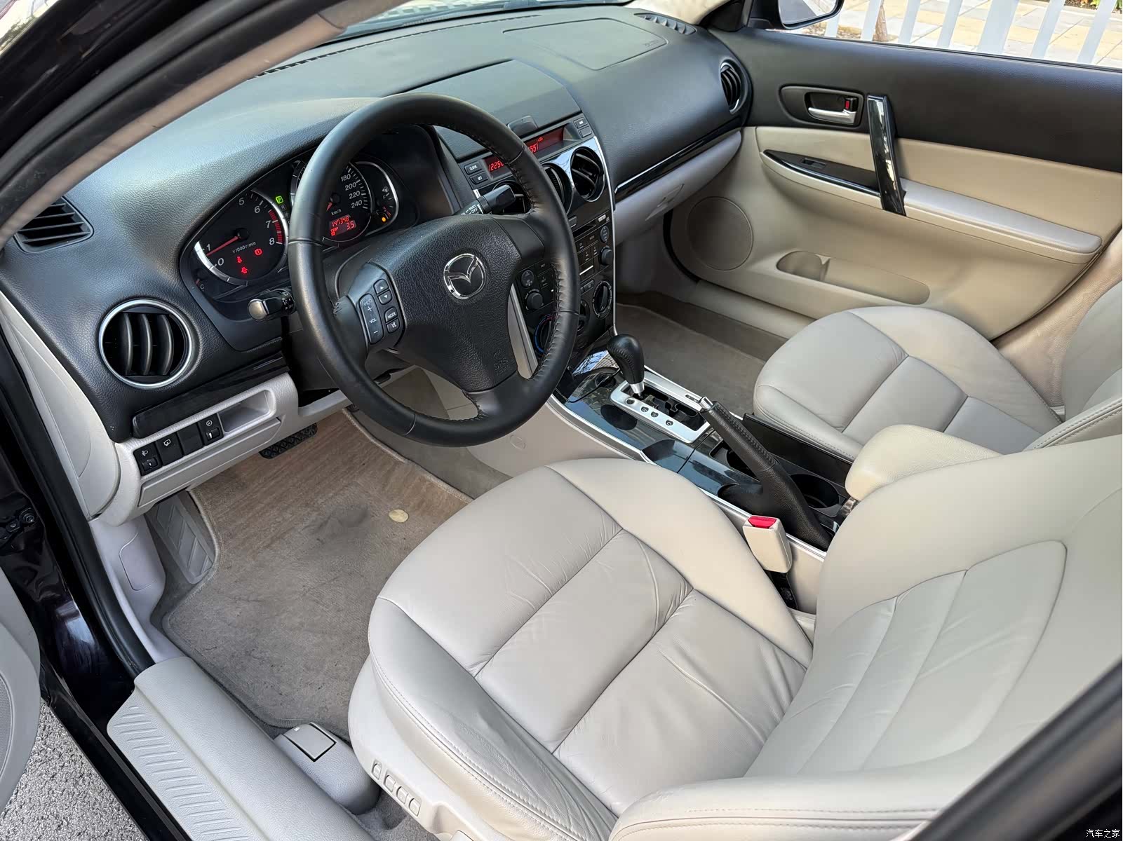 Mazda 6, 2009 4