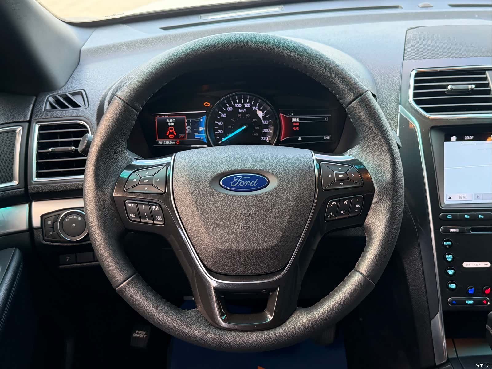 Ford Explorer, 2018 14