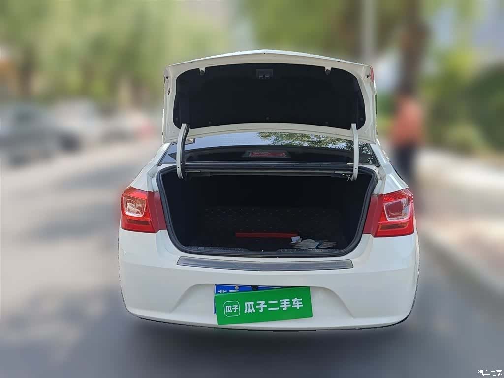 Chevrolet SE, 2016 20