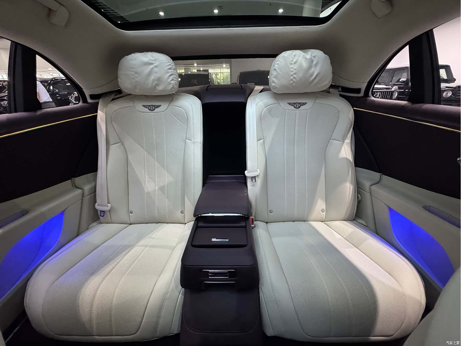 Bentley Flying Spur, 2024 20