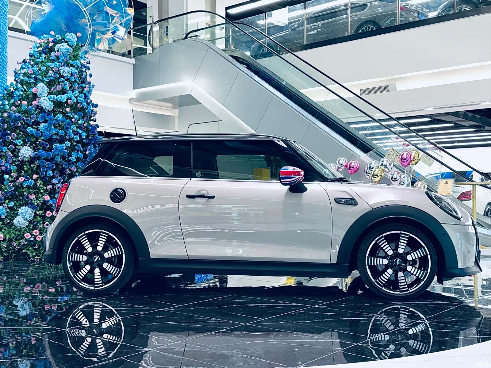 Mini Cooper, 2023 4