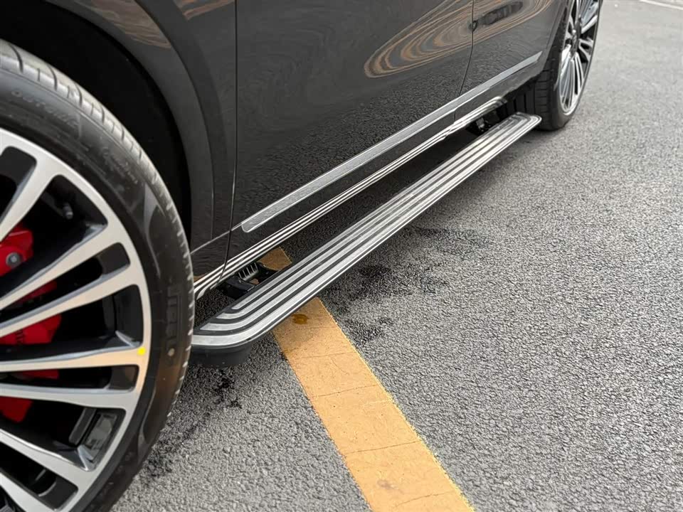 AITO Ask the world M9