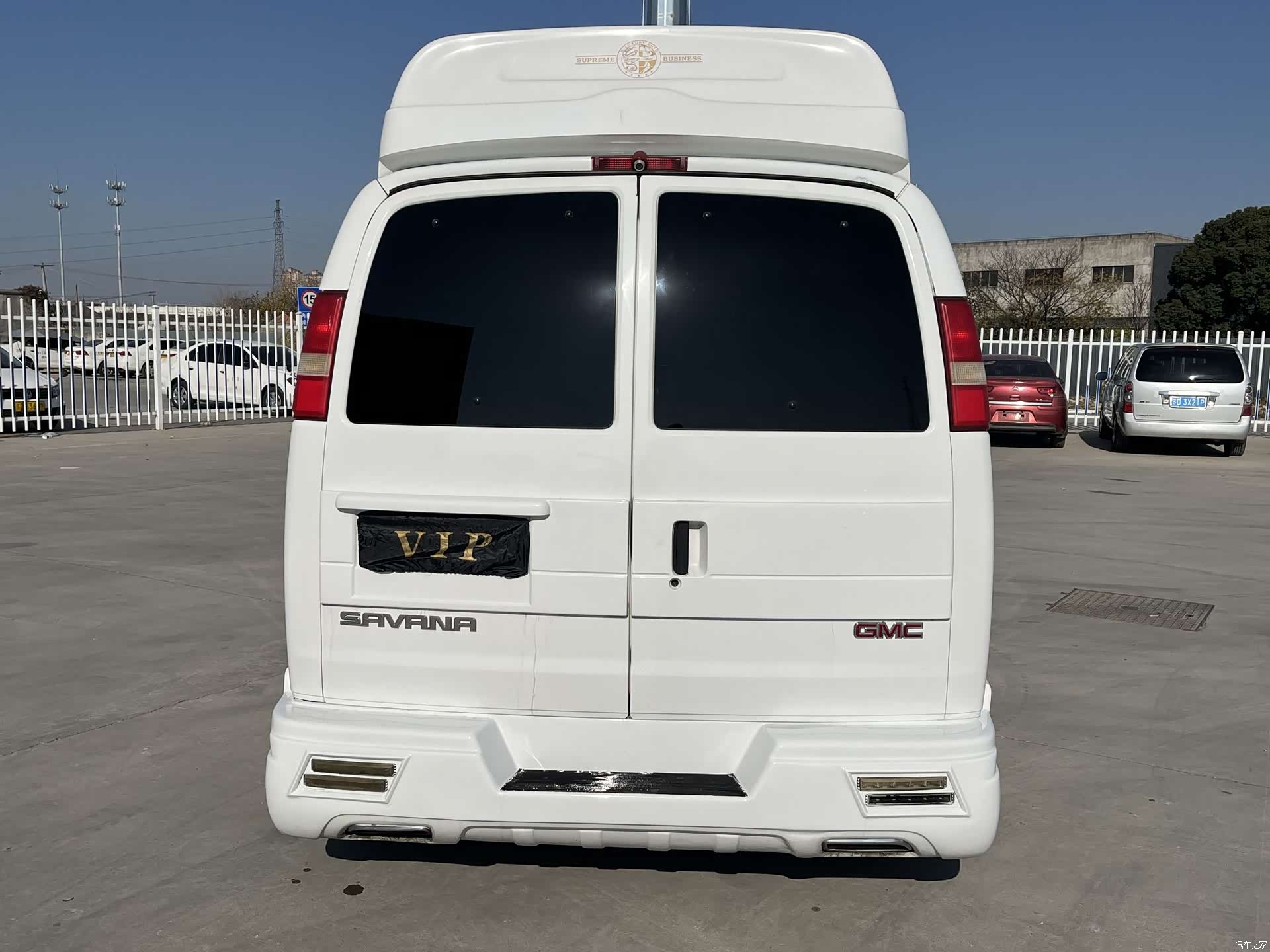 GMC SAVANA, 2015 28