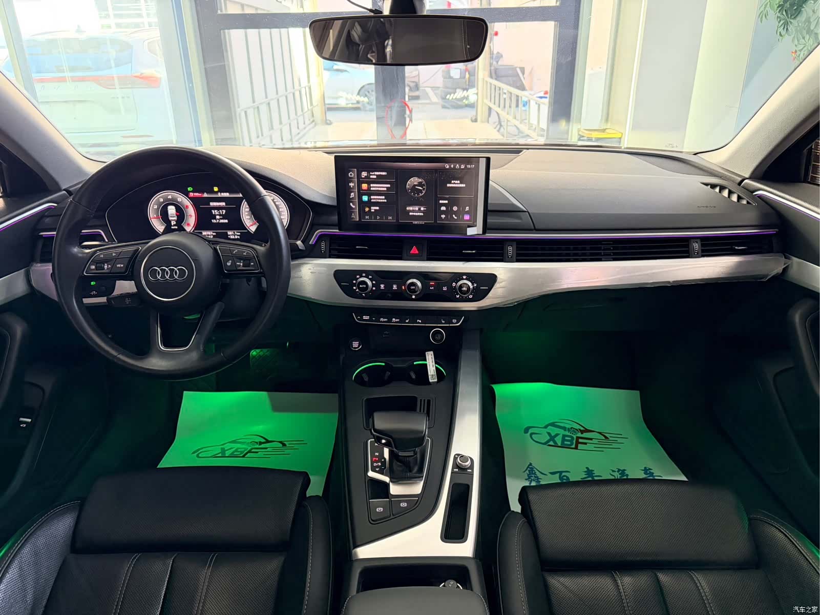 Audi A4L, 2022 все фото