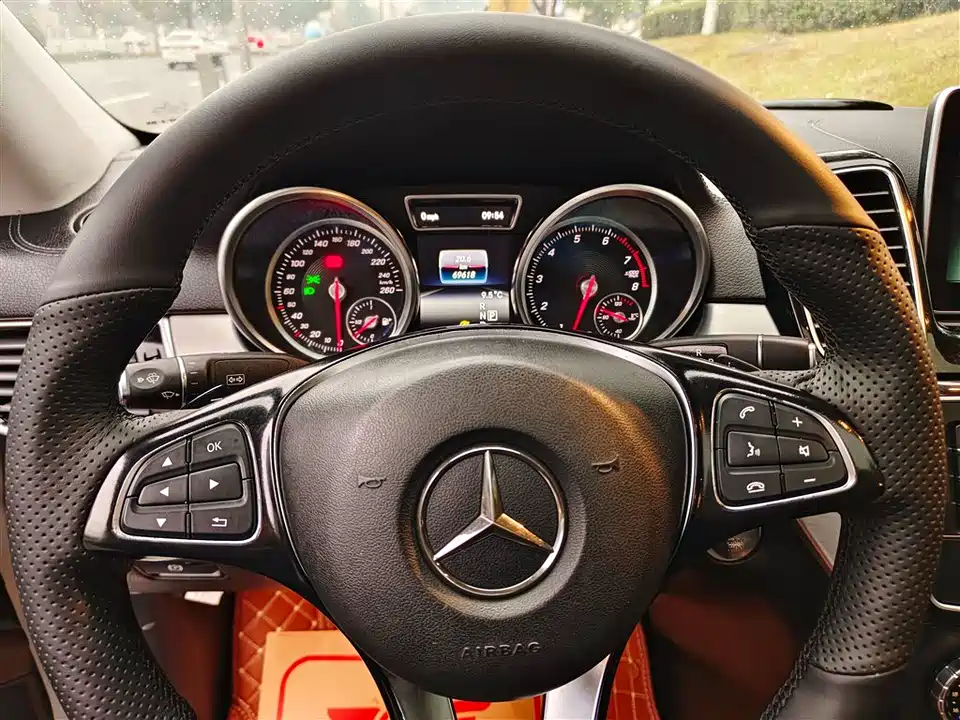 Mercedes-Benz GLE coupe