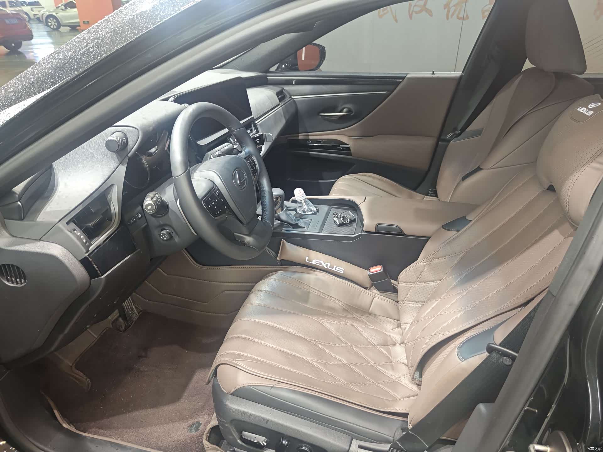 Lexus ES, 2024 7