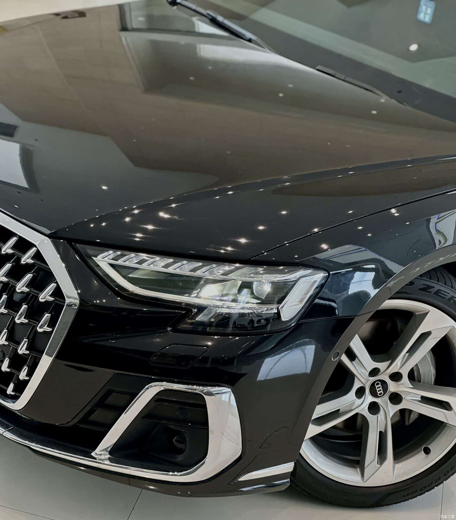 Audi A8L, 2023 10
