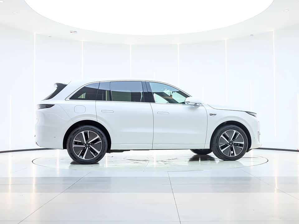 Li Auto Ideal L6