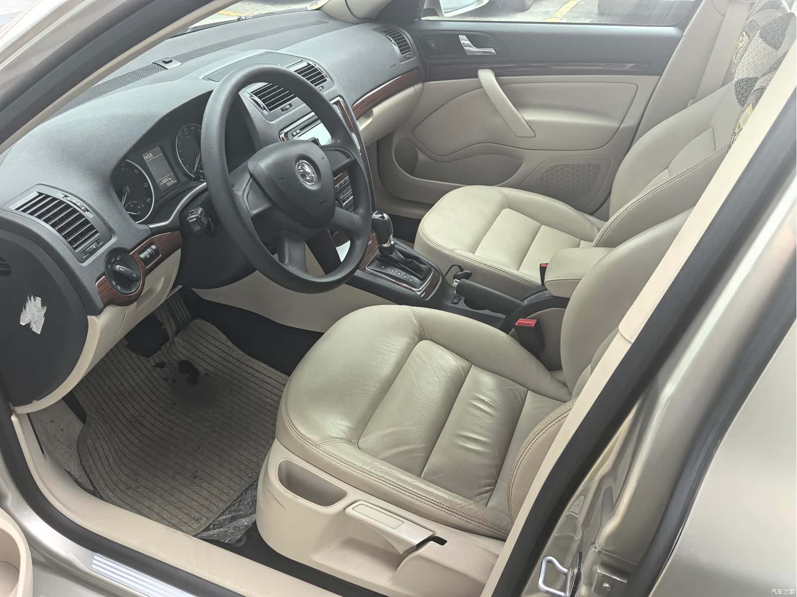 Skoda Octavia, 2014 7