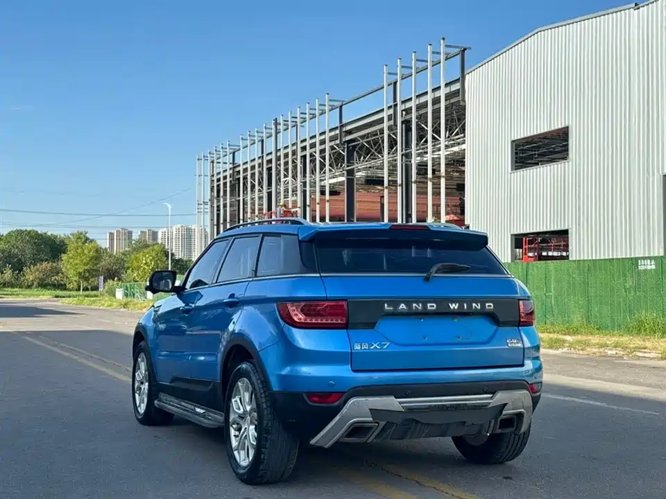 Landwind X7