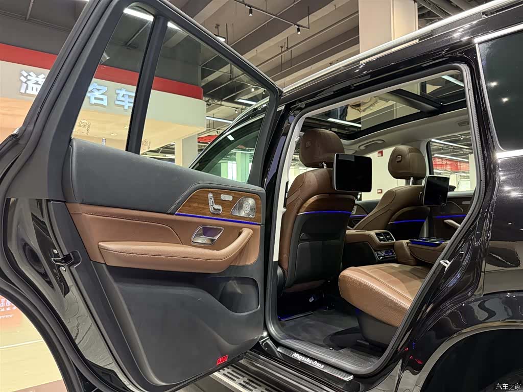 Mercedes-Benz GLS, 2024 24